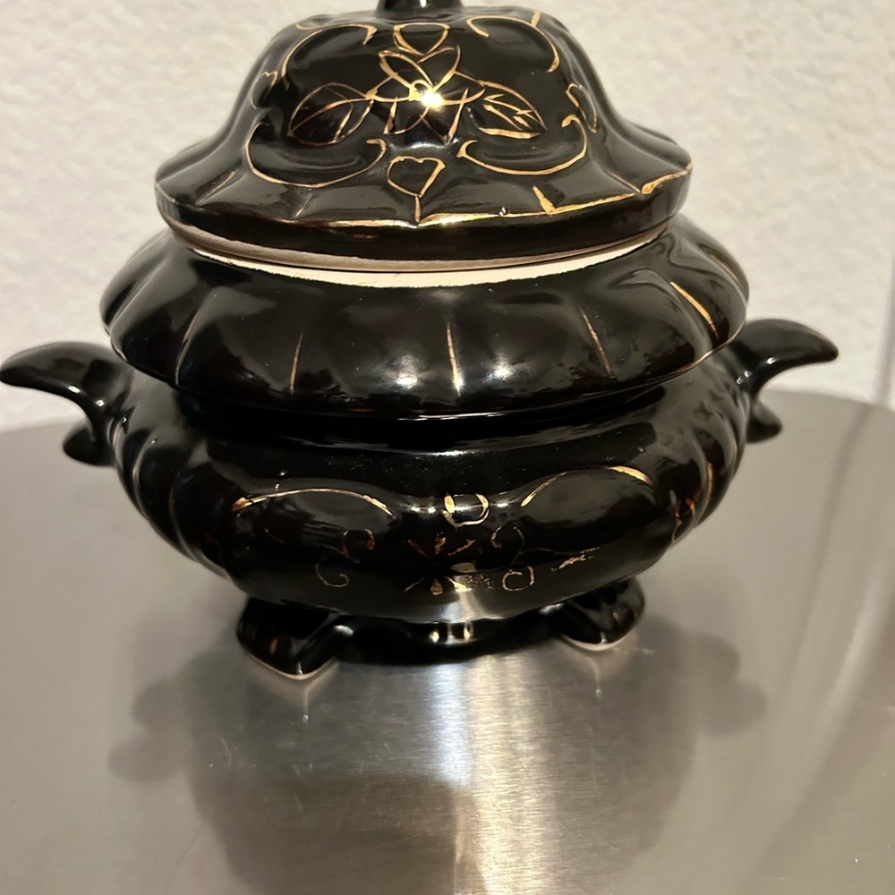 Blank and gold pot - Picture 3 of 3
